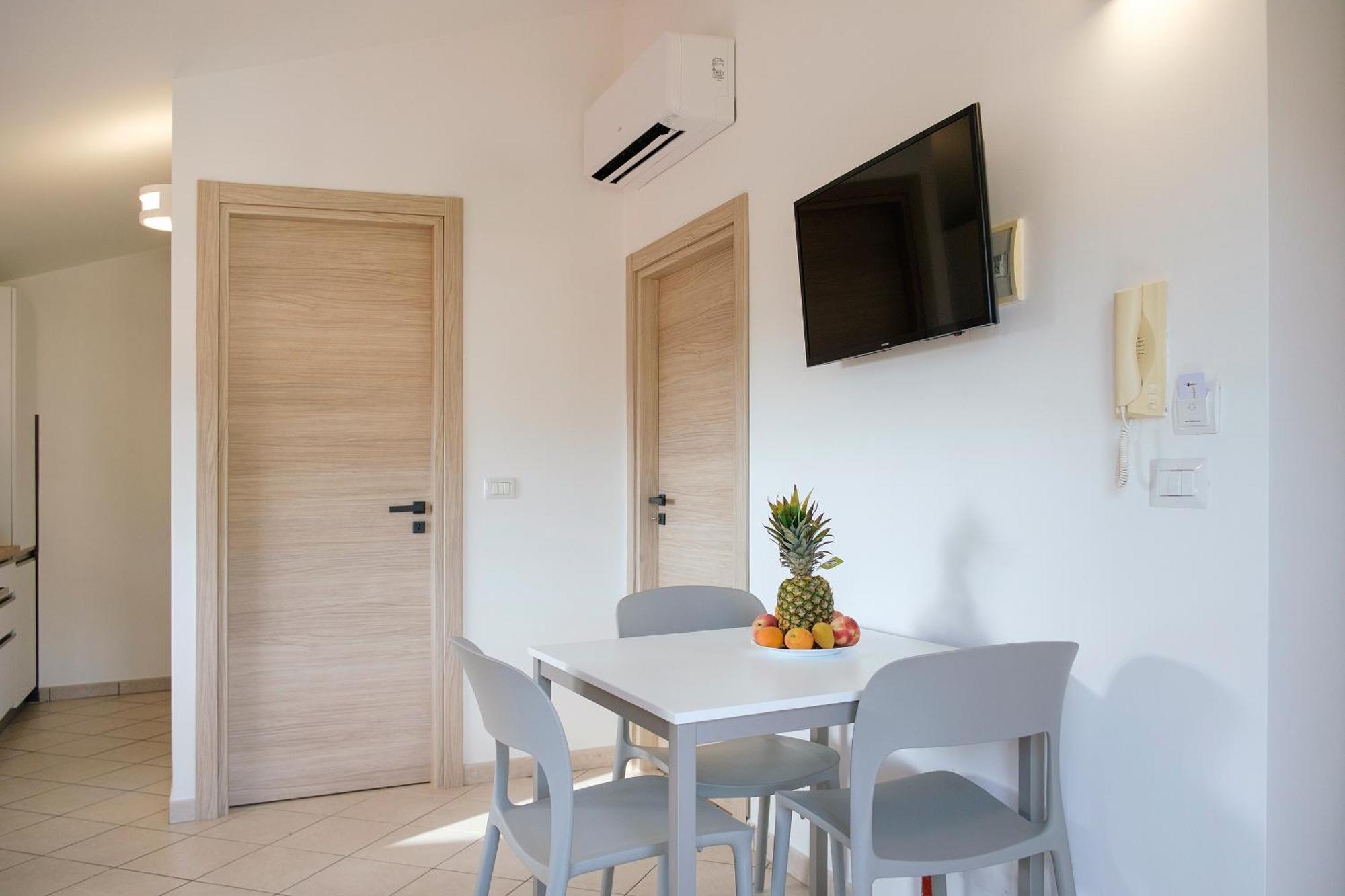 Magico Apartments - 450M Dalla Spiaggia Capo d'Orlando Exterior photo