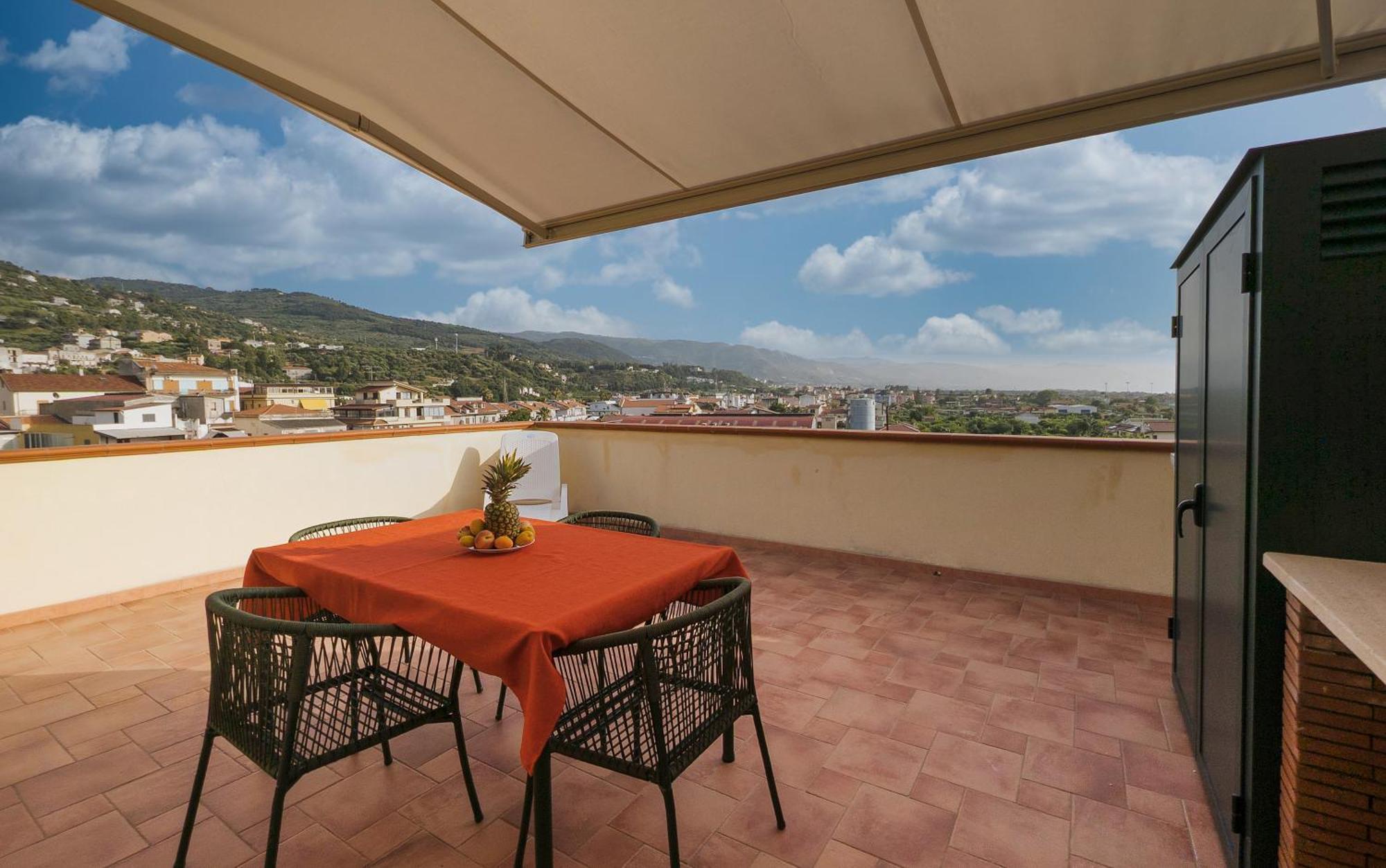 Magico Apartments - 450M Dalla Spiaggia Capo d'Orlando Exterior photo