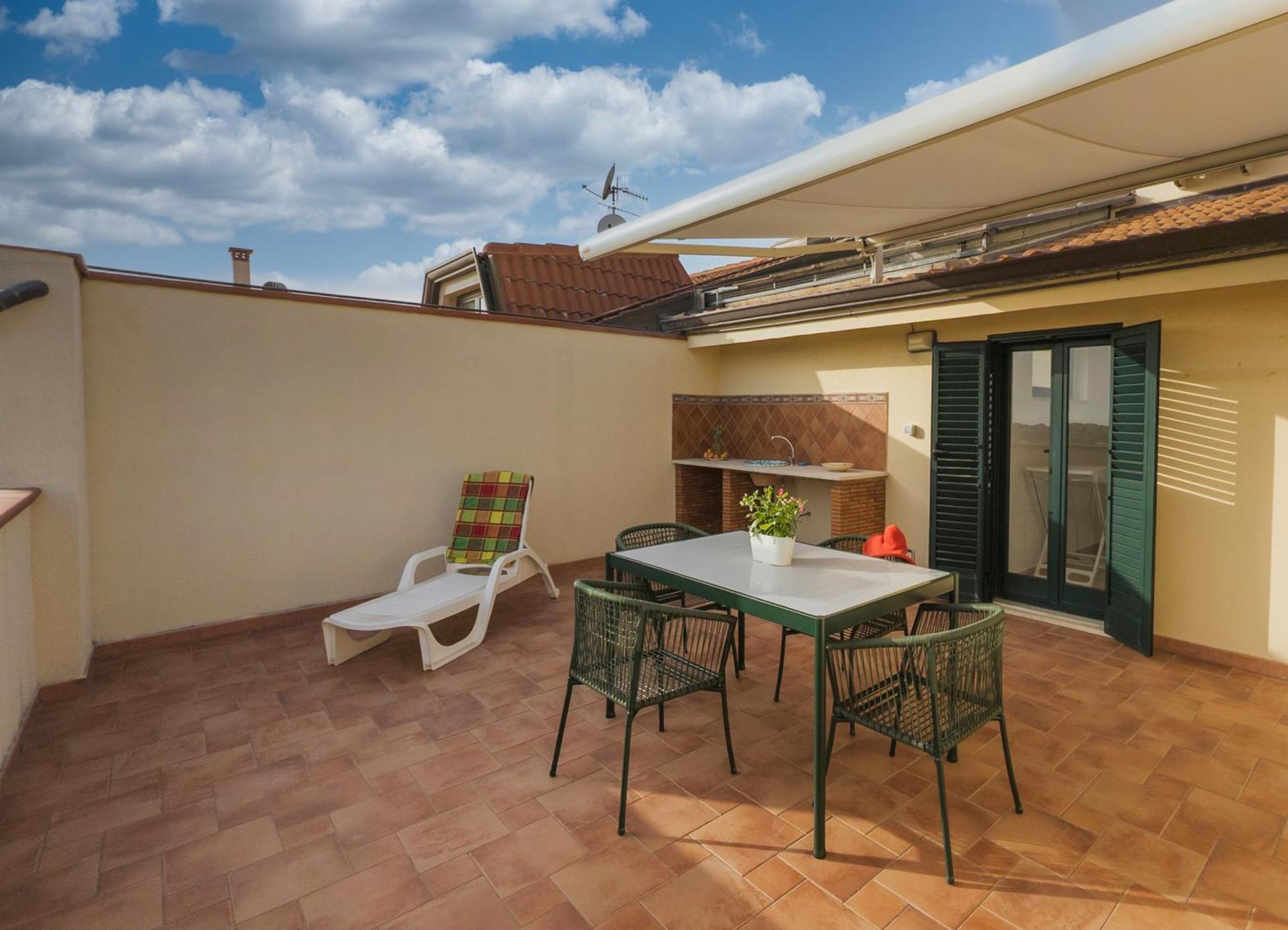 Magico Apartments - 450M Dalla Spiaggia Capo d'Orlando Exterior photo