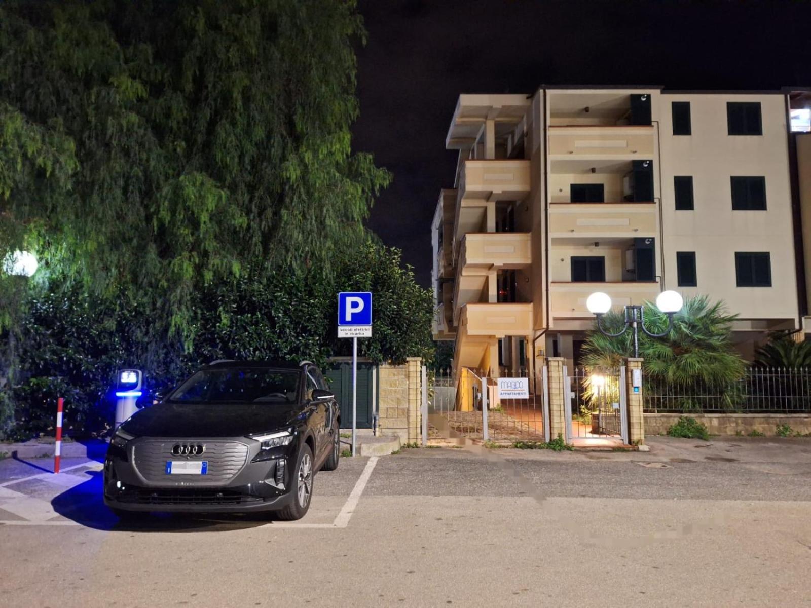 Magico Apartments - 450M Dalla Spiaggia Capo d'Orlando Exterior photo